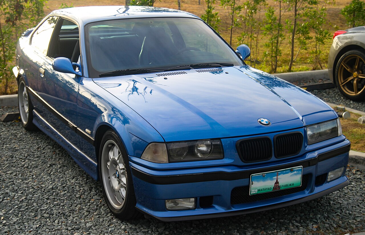 Estoril Blue BMW E36 M3 coupe